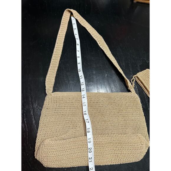 Y2K woven knit handbag- beige with shaped shell accents - includes coin purse - Picture 7 of 7